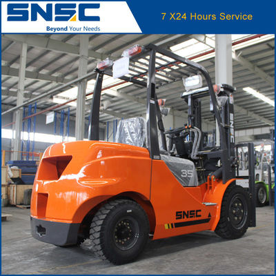 3.5T Kleiner Diesel-Forklift Orange Dieselmotor Forklift Japan Isuzu-Motor