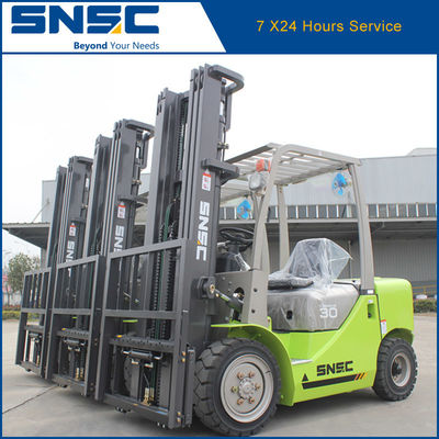 Xc490 Dieselmotor Gegengewicht 3000 kg Seitenschalter Gabelstapler