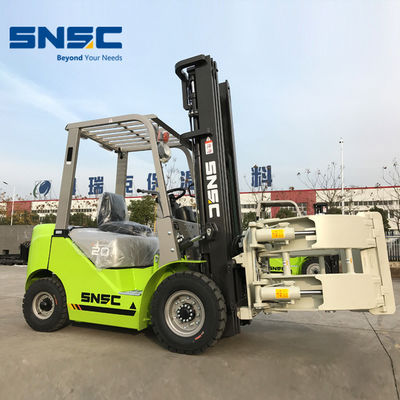 2000 kg Diesel-Forklift-Truck angepasst 2 Stufen / 3 Stufen Mast