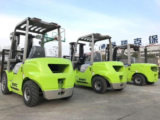 Grüne Gabelstapler Diesel 5 Tonnen SNSC 4000 kg Last Diesel Gegengewicht
