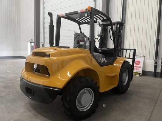 3 Tonnen 3,5 Tonnen 5 Tonnen 4 Radantrieb 2WD Außenforklift