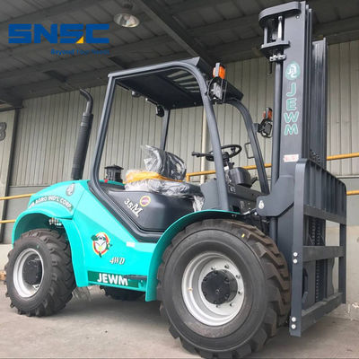 4X2 Forklift für raue Gelände 3500 kg Forklift mit Vierradantrieb