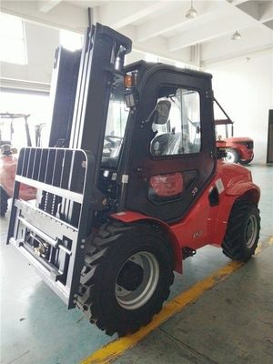 4X2 Forklift für raue Gelände 3500 kg Forklift mit Vierradantrieb