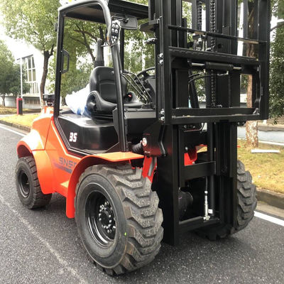 3.5 Tonnen 4x4 Gabelstapler für kleine Schwergelände FD35 Dieselmotor