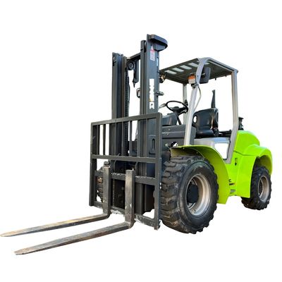 Seitenschalter 4x4 Gabelstapler YUNNEI Motor 3500kg Kleiner Offroad Gabelstapler