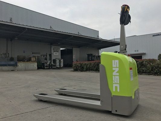 Lithiumbatteriebetriebener Paletten-Jack 1,5 Tonnen elektrischer Palettenwagen Grün